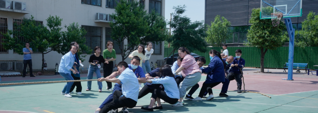 “运动强体质，，，，，，团结创佳绩” 尊龙集团食物举行2022年趣味运动会_尊龙集团